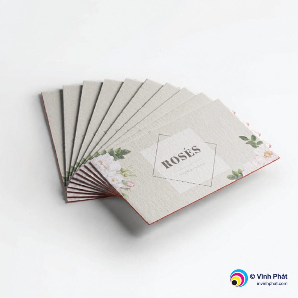Danh thiếp giấy mỹ thuật họa tiết hoa — bản quyền ảnh Vĩnh Phát